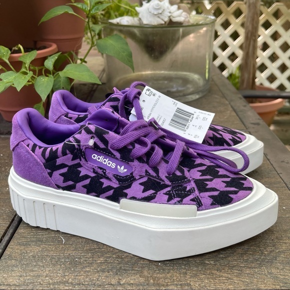 NWT Adidas Hypersleek Houndstooth Platform Sneaker - Picture 2 of 10